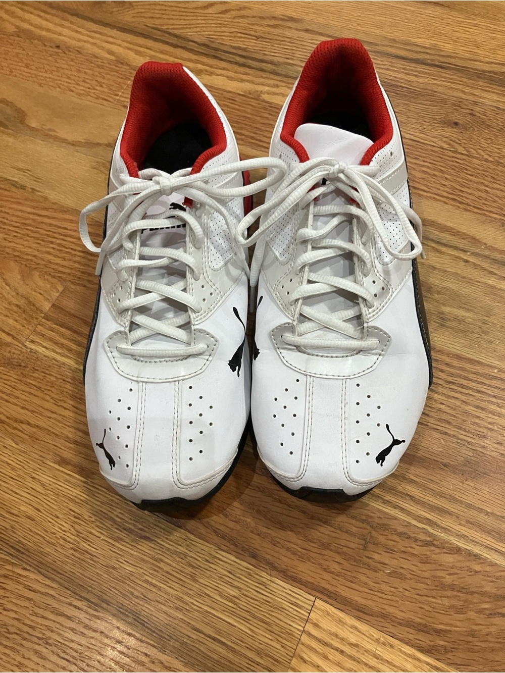 Puma Men's Tazon 6 White and Red Athletic Sneakers Sz 8.5M EUC